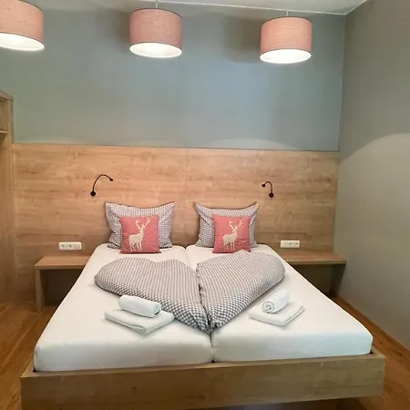 Hotel Gastehaus Brabant *